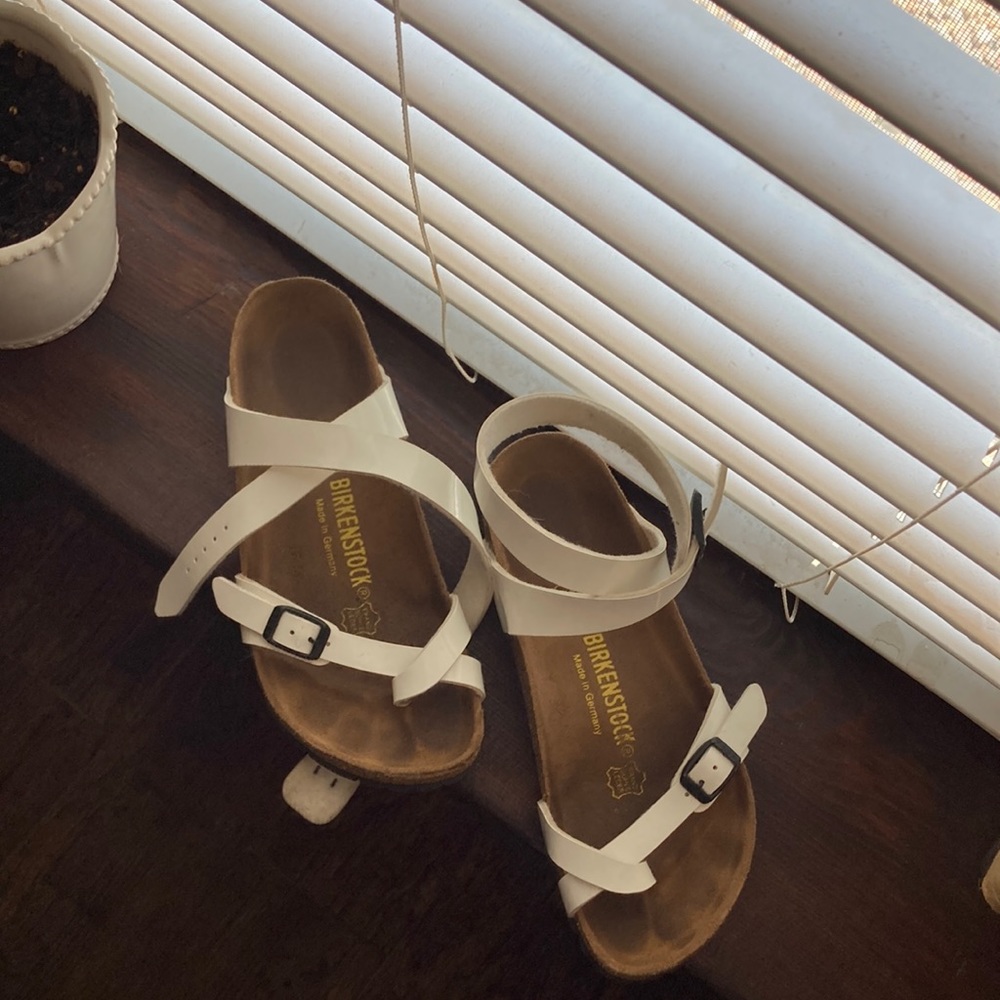 Birkenstock..!!